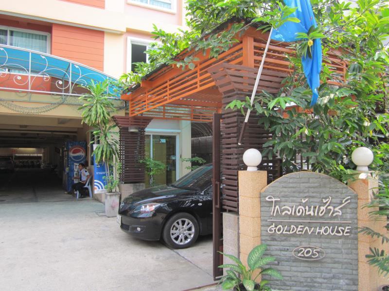 Golden House @ On-Nut Station Motel Bangkok Ngoại thất bức ảnh