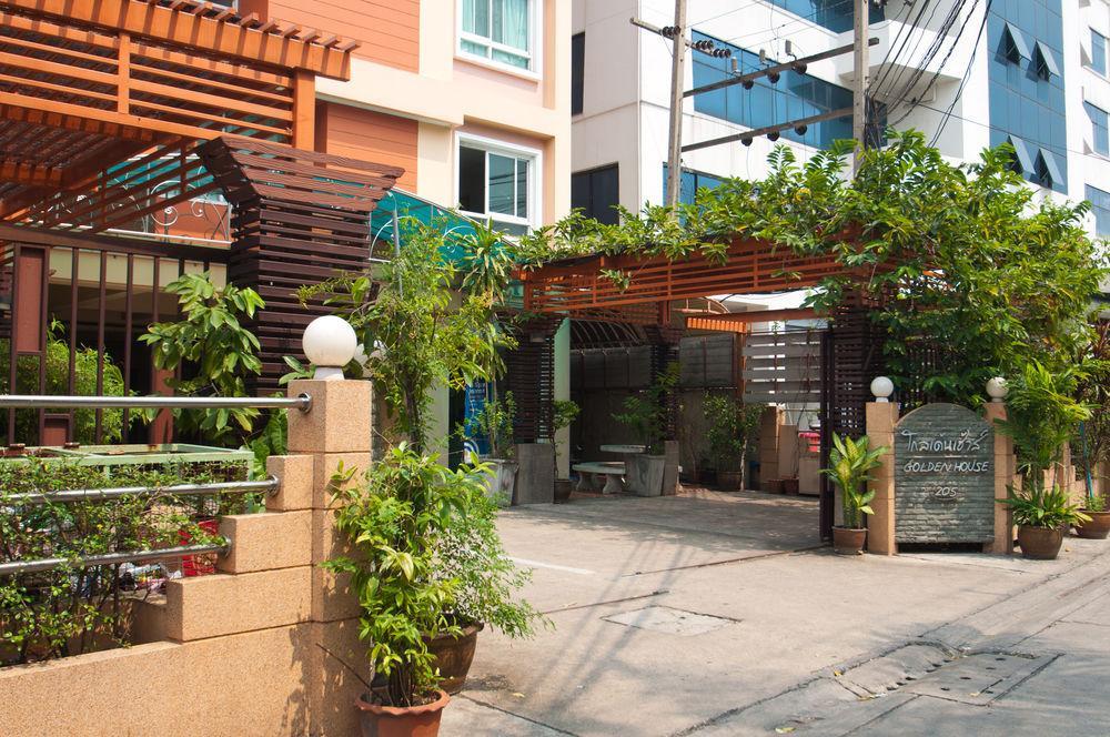Golden House @ On-Nut Station Motel Bangkok Ngoại thất bức ảnh