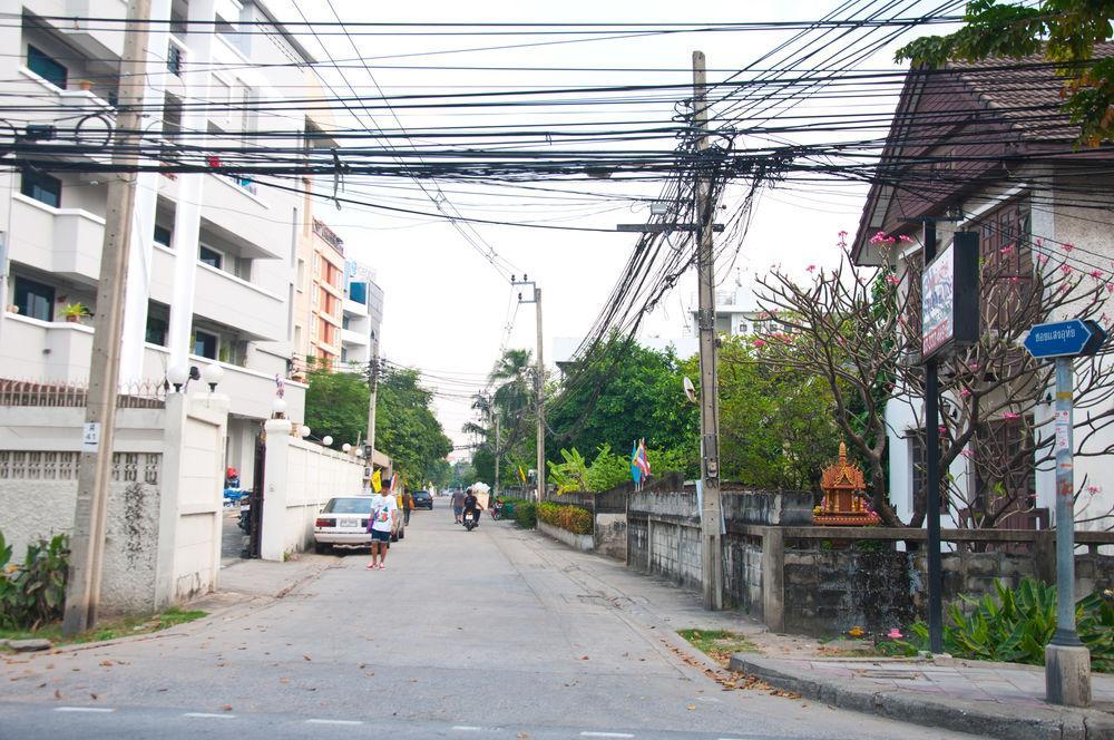 Golden House @ On-Nut Station Motel Bangkok Ngoại thất bức ảnh