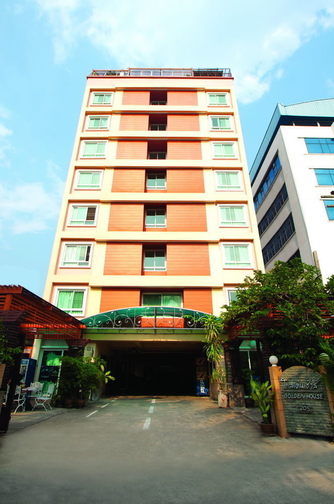 Golden House @ On-Nut Station Motel Bangkok Ngoại thất bức ảnh
