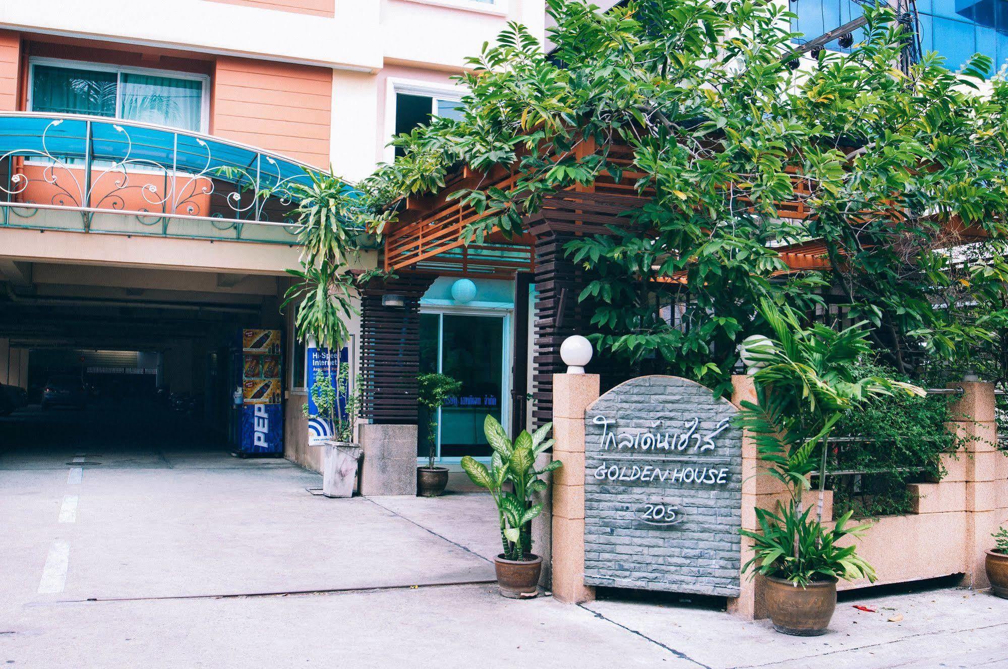 Golden House @ On-Nut Station Motel Bangkok Ngoại thất bức ảnh
